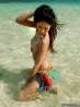 Пляжные фото азиатки с роскошной грудью, фото 14