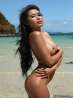 Пляжные фото азиатки с роскошной грудью, фото 9